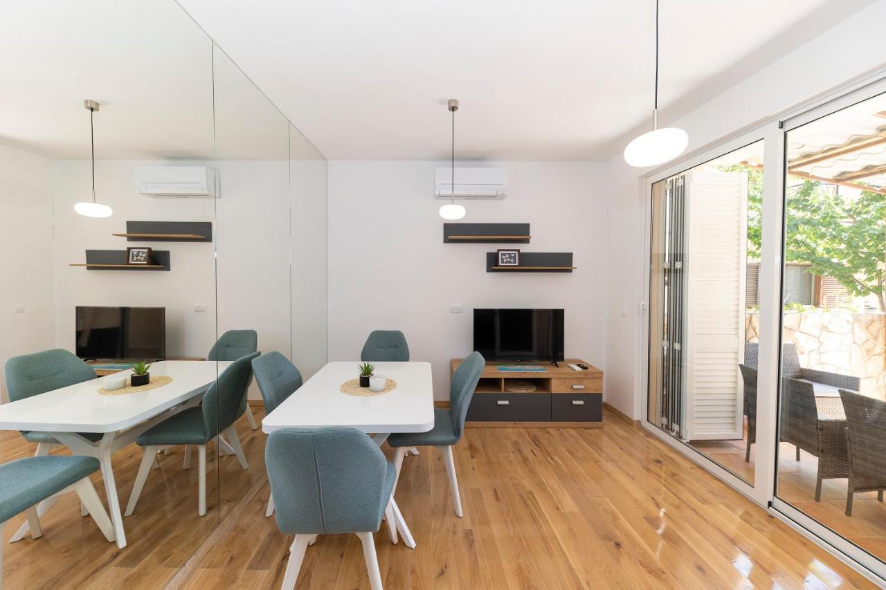 Duffys Apartment Zadar Exterior photo